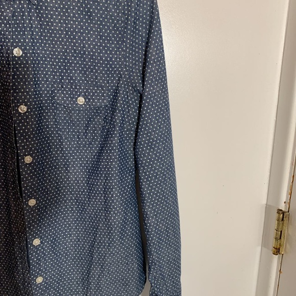 old Navy Blouse Blue Chambray White Polka Dot  XS. - Picture 4 of 8